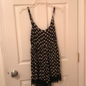 Sunflower romper with lace